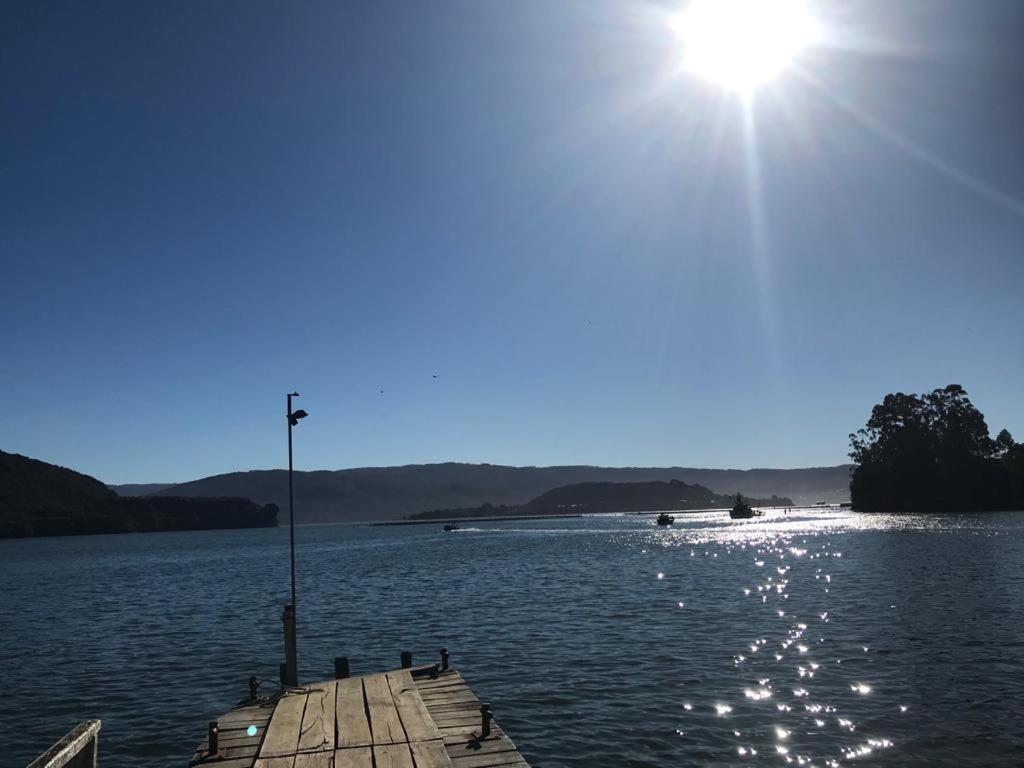 Hostel Isla Del Rey Valdivia Buitenkant foto